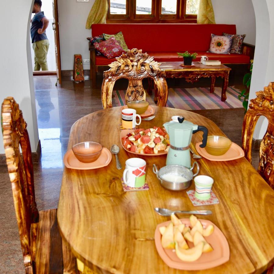 Jasmin Villa Hampi Luaran gambar