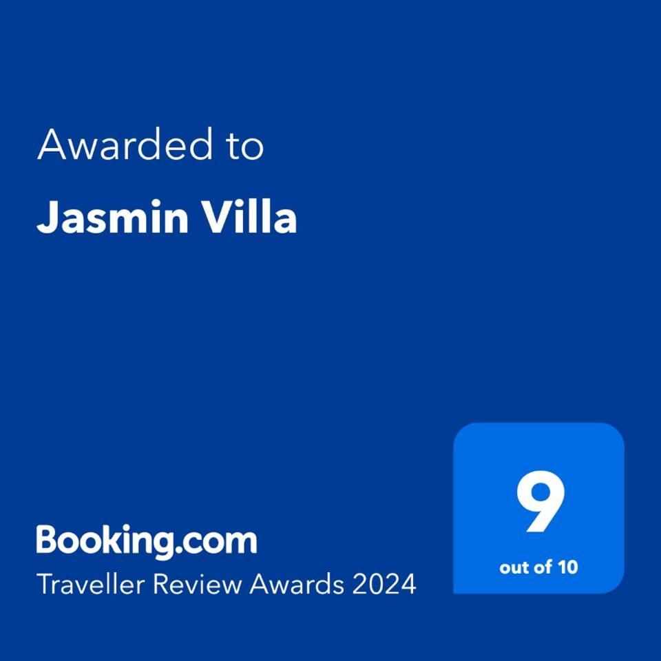 Jasmin Villa Hampi Luaran gambar